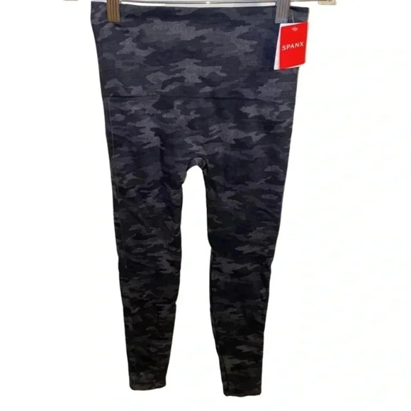 Spanx Look at Me Now Seamless Leggings Heather Camo Size Small - Picture 7 of 10